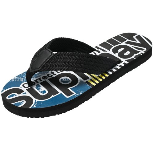 Men's outdoor sports beach sands with splashes and flip flops